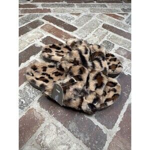 Secret Treasures Fuzzy Faux Fur‎ Soled Double Buckle Sandal Slippers Size 7-8